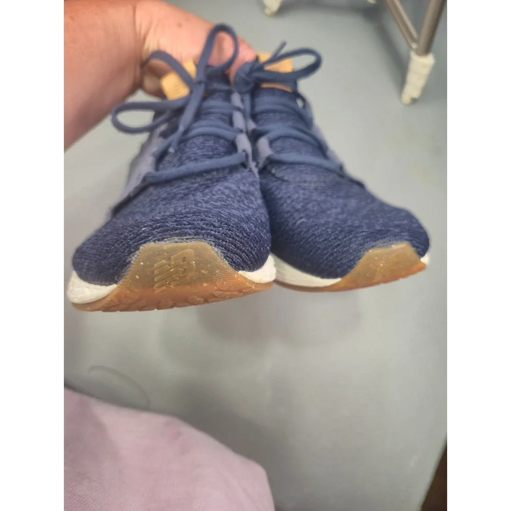 New Balance Fresh Foam Cruzv2 Nubuck Navy Blue Sneakers WCRZRRN Womens 10